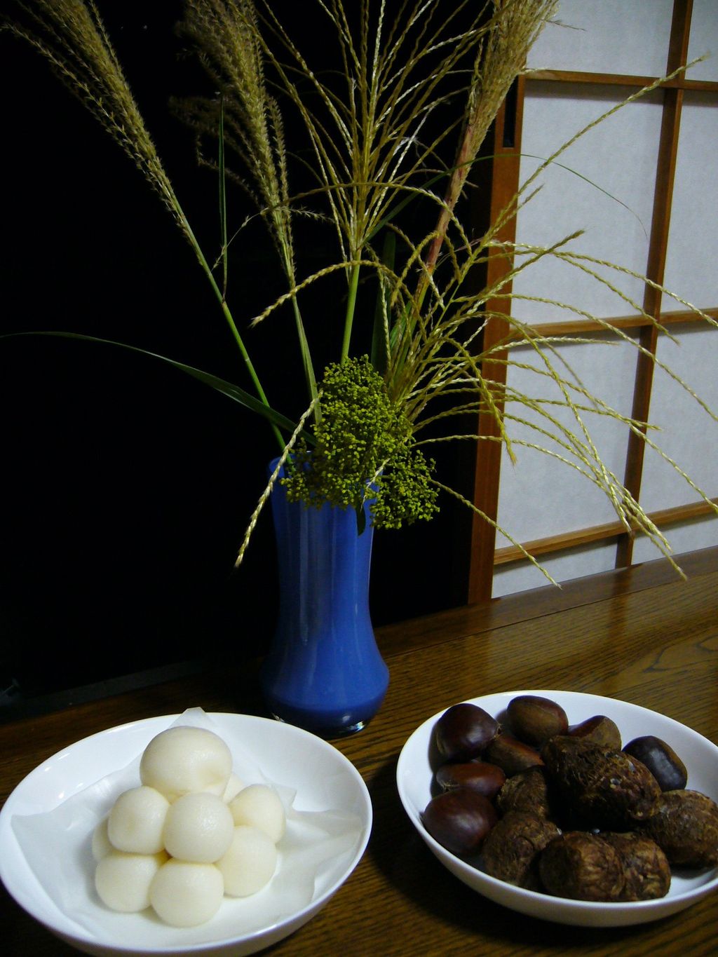 Tsukimi-dango, chestnuts, taro and pampas grass